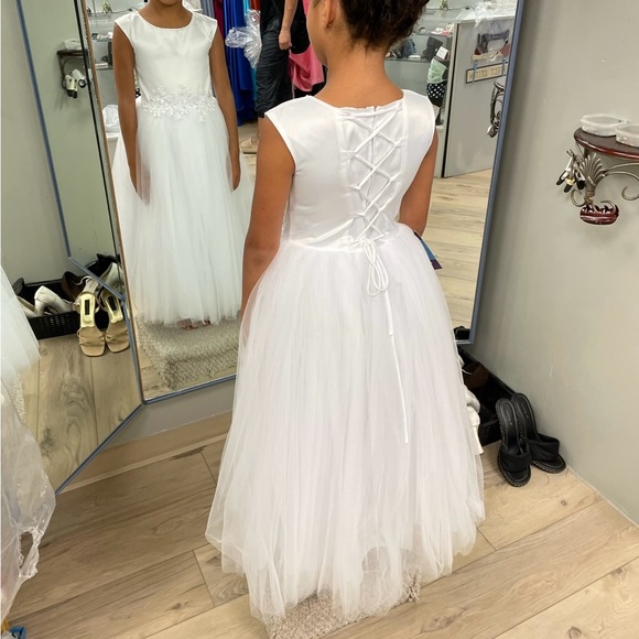 Fancy Kids - White, Size 8, Flower Girl Princess Dress, First Communion Dress - Picture 9 of 9